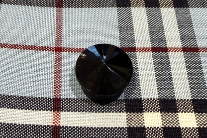 Black Shank Button