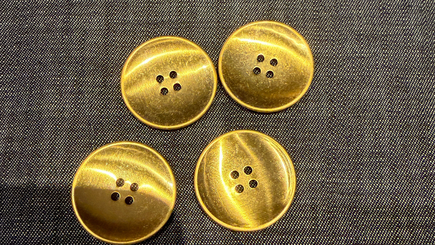 Gold-Coloured Button in 2 Sizes