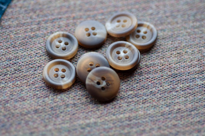 Brown Button (Set)