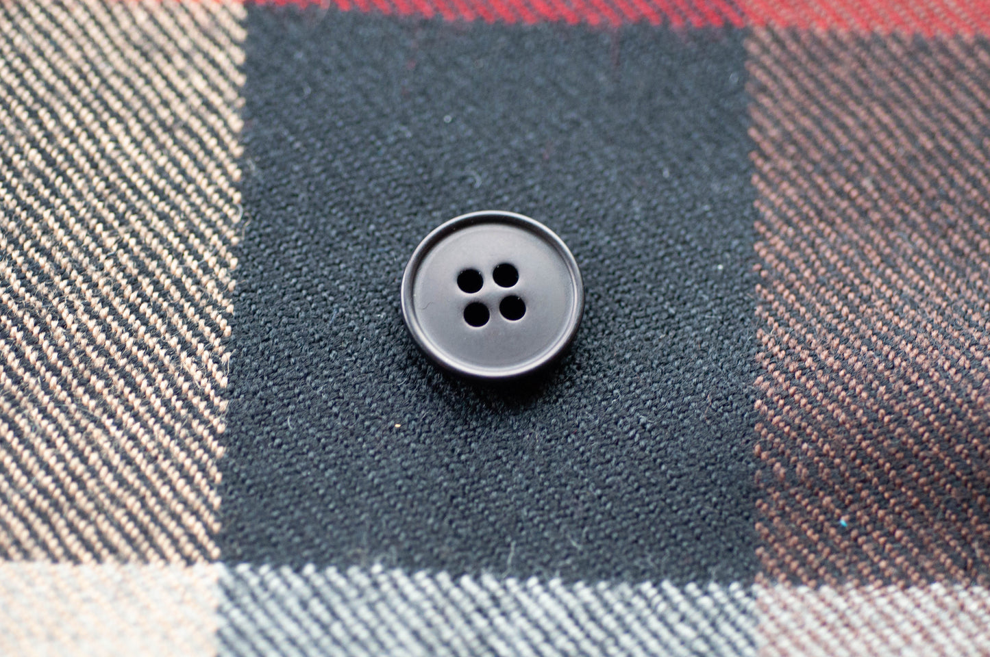 Basic Black Button (Set)